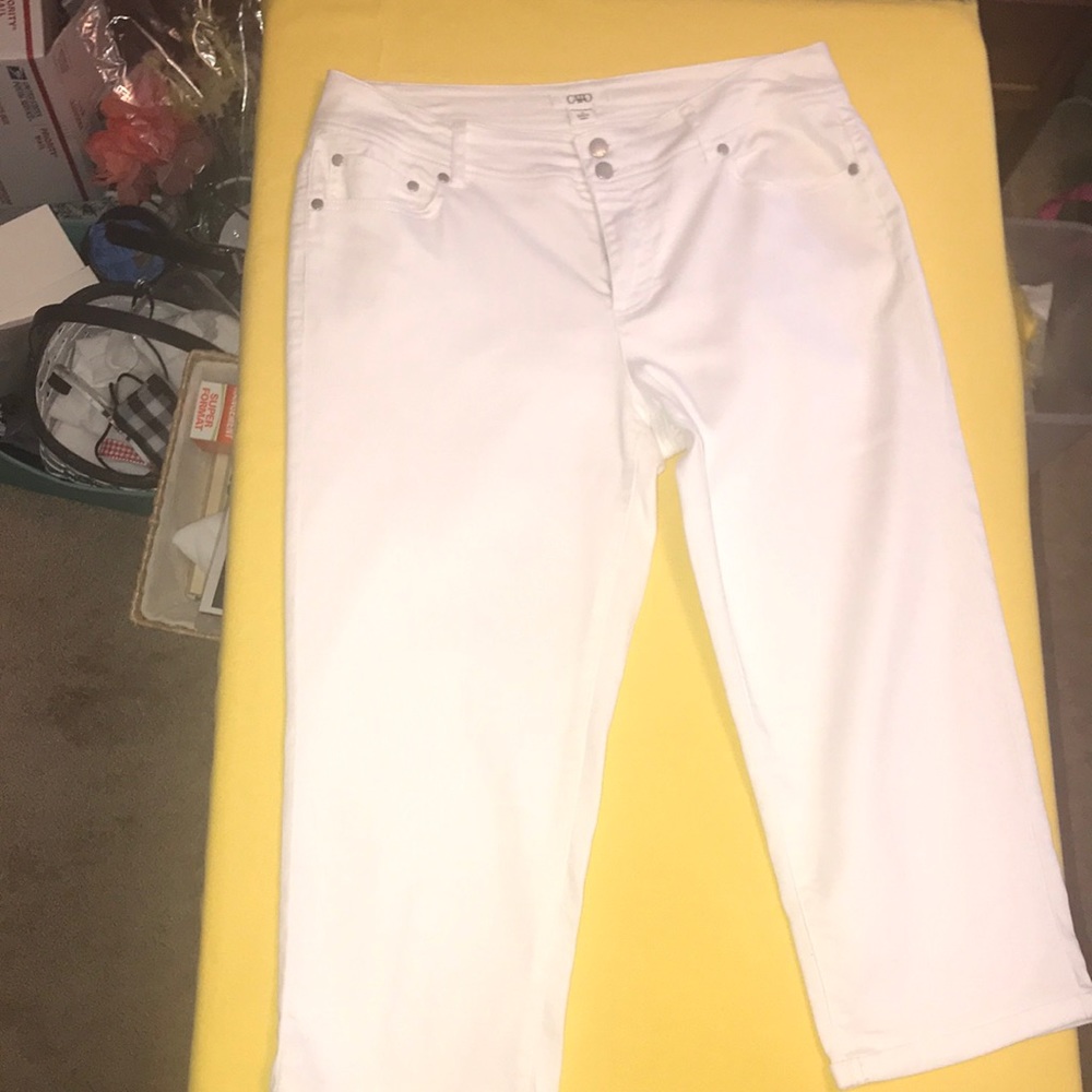 Cato capri size 12